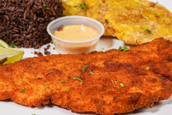 Cali Aji Latin Kitchen & Bakery at Riverview, Fl. Lunch&Dinner Main Dishes Cali mio Milanesa de Pollo